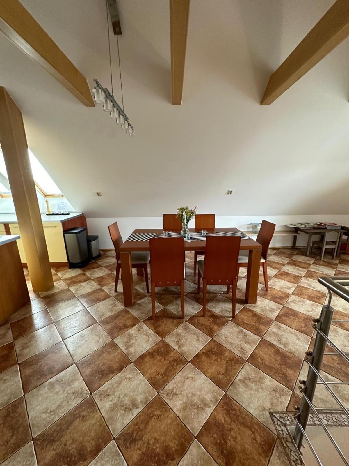 Apartman Lipa Mikulov Ngoại thất bức ảnh
